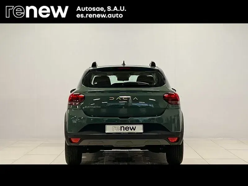 Usado Dacia Sandero Extreme 101 CV (74 kW) 2025 Verde Utilitario