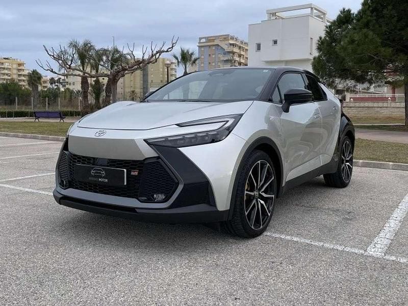 Usado Toyota C-HR Sport 184 CV (135 kW) 2023 Gris SUV
