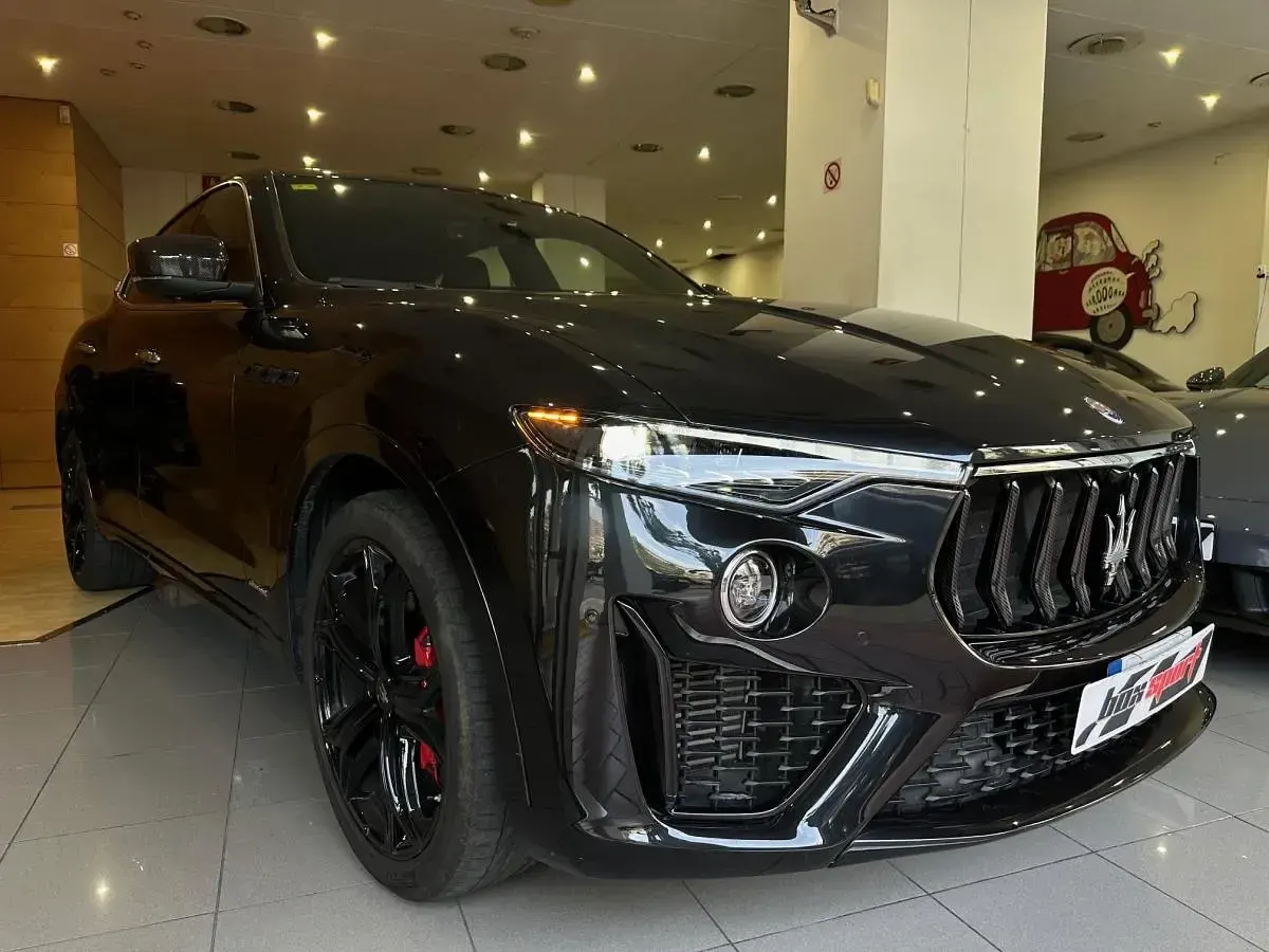 Usado Maserati Levante 350 CV (257 kW) 2020 Negro SUV
