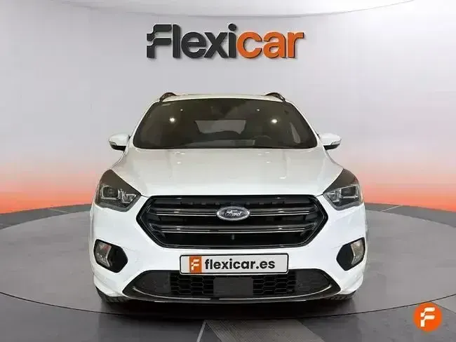 Usado Ford Kuga ST-Line 180 CV (132 kW) 2018 Blanco SUV