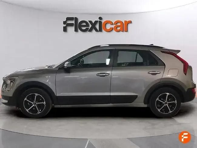 Usado Kia Niro 129 HP (94 kW) 2024 Cinzento SUV