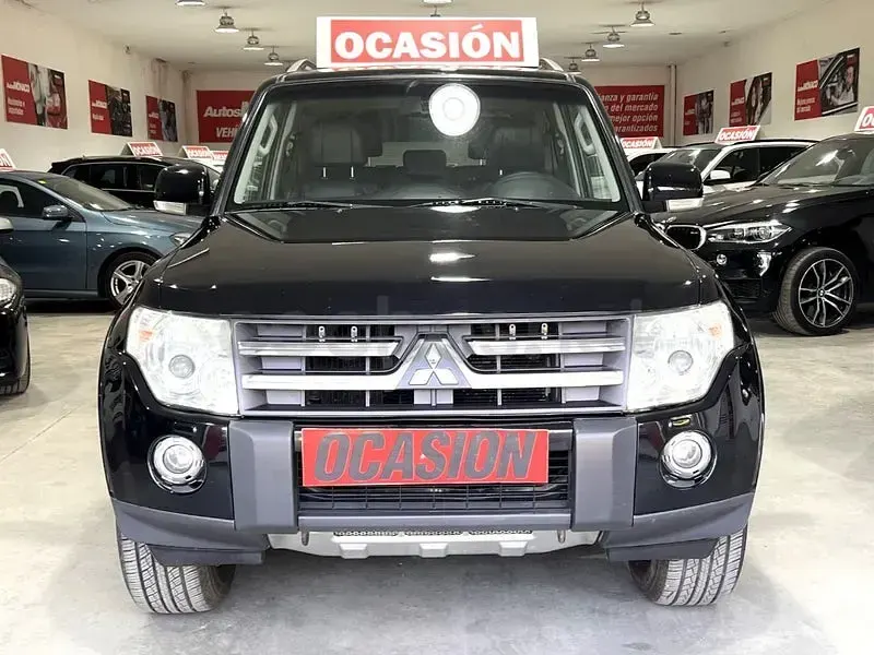 Usado Mitsubishi Montero 170 CV (125 kW) 2008 Negro SUV