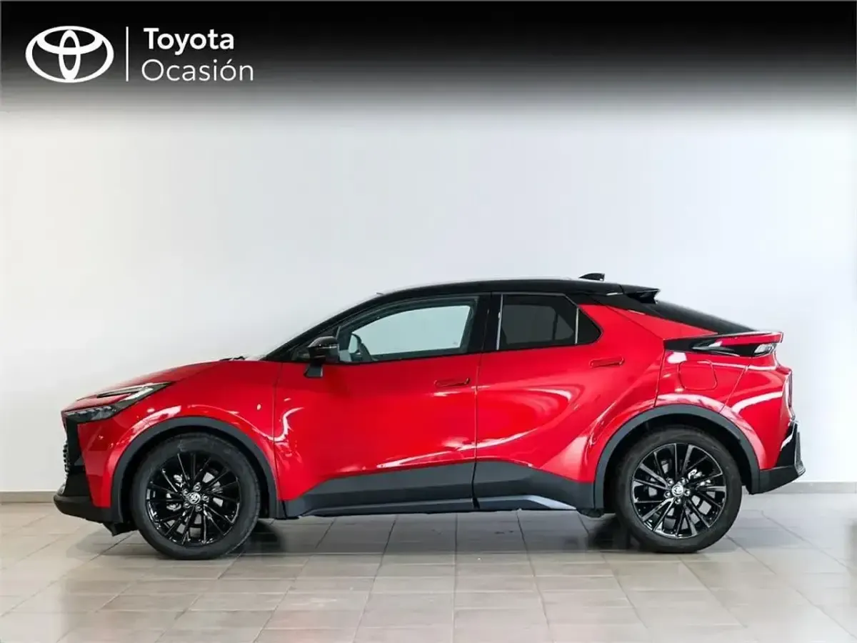 Usado Toyota C-HR 140 CV (102 kW) 2025 Oro SUV