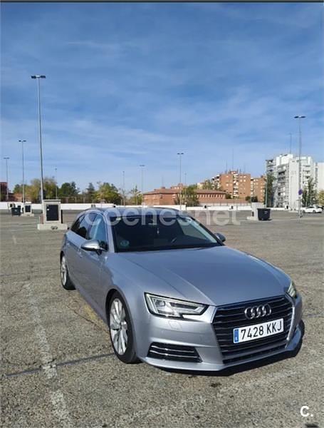 Usado Audi A4 S-Line 150 CV (110 kW) 2018 Gris / plata Familiar