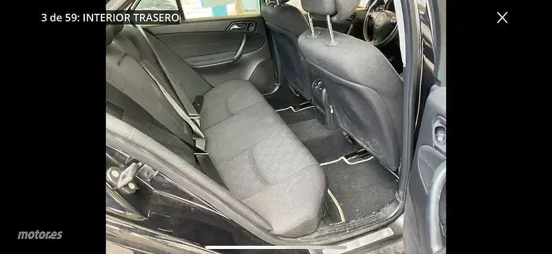Usado Mercedes 220 Sport Edition 150 CV (110 kW) 2006 Negro Berlina