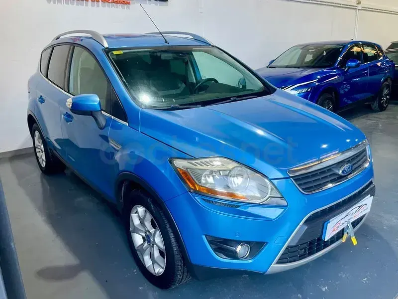 Usado Ford Kuga Titanium 140 CV (102 kW) 2010 Azul SUV