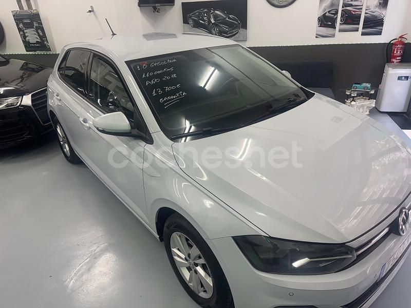 Gris / plata Usado 2018 VW Polo Advance Berlina | 13.700 € (Caro) - Imagen 1/4