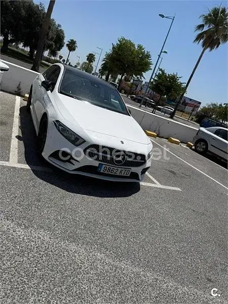 Usado Mercedes A200 156 CV (114 kW) 2019 Blanco Berlina