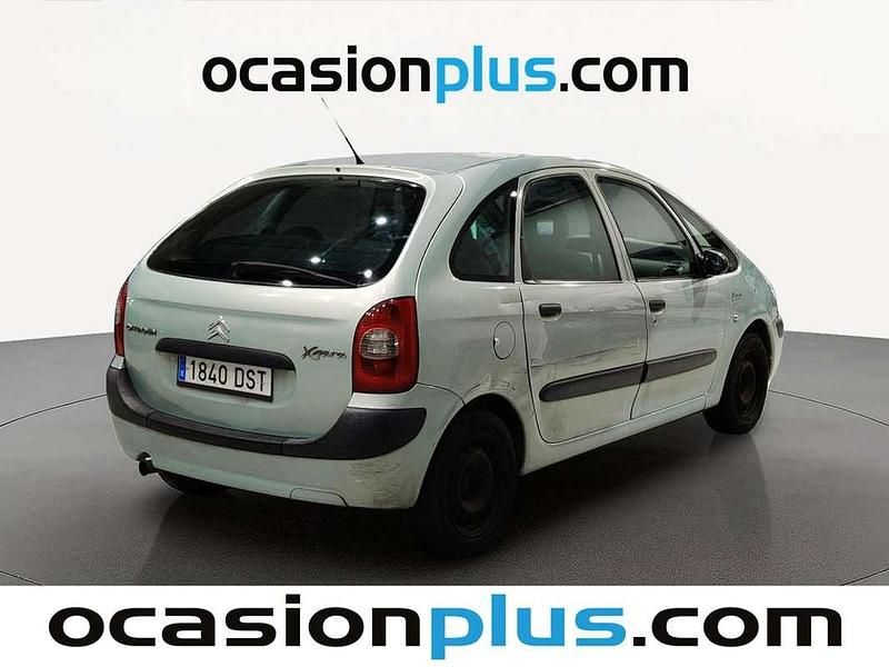 Usado Citroën Xsara Picasso 90 CV (66 kW) 2005 Verde Monovolumen