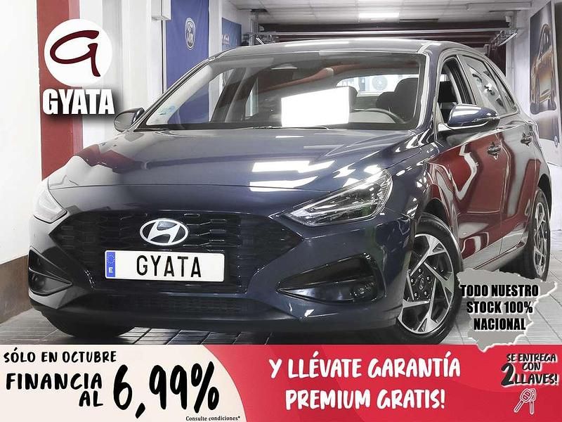 Azul Usado 2025 Hyundai i30 Utilitario | 17.890 € (Buen precio) - Imagen 1/4