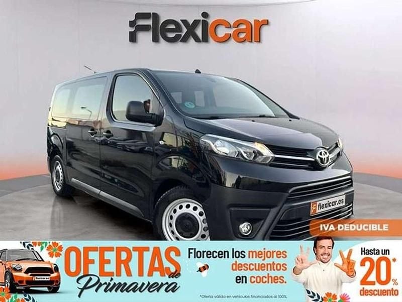 Usado Toyota Proace 120 CV (88 kW) 2023 Negro Monovolumen