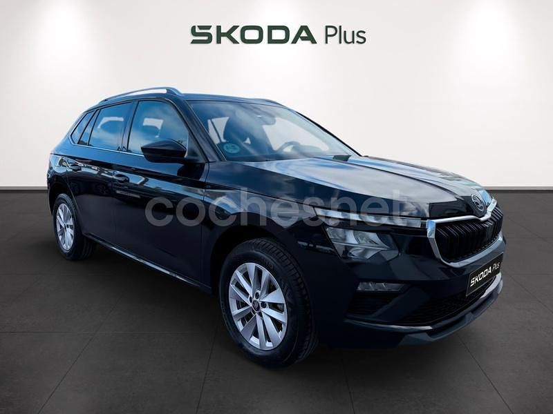 Negro Usado 2025 Skoda Kamiq Selection SUV | 20.900 € (Precio justo) - Imagen 1/4