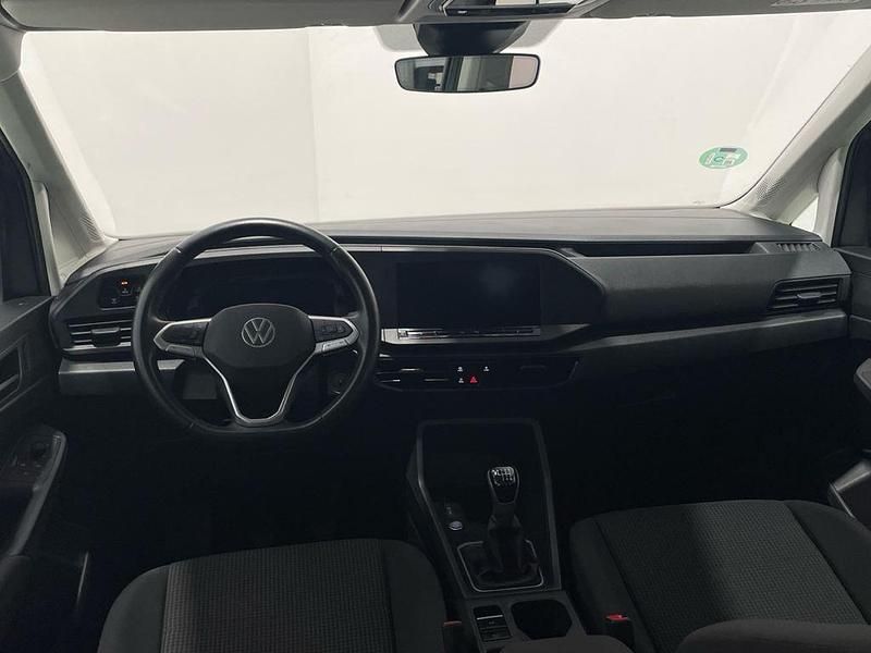 Usado VW Caddy Maxi 102 CV (75 kW) 2024 Gris Monovolumen