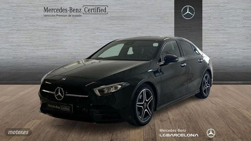 Negro Usado 2021 Mercedes A200 AMG line Berlina | 28.990 € (Buen precio) - Imagen 1/4