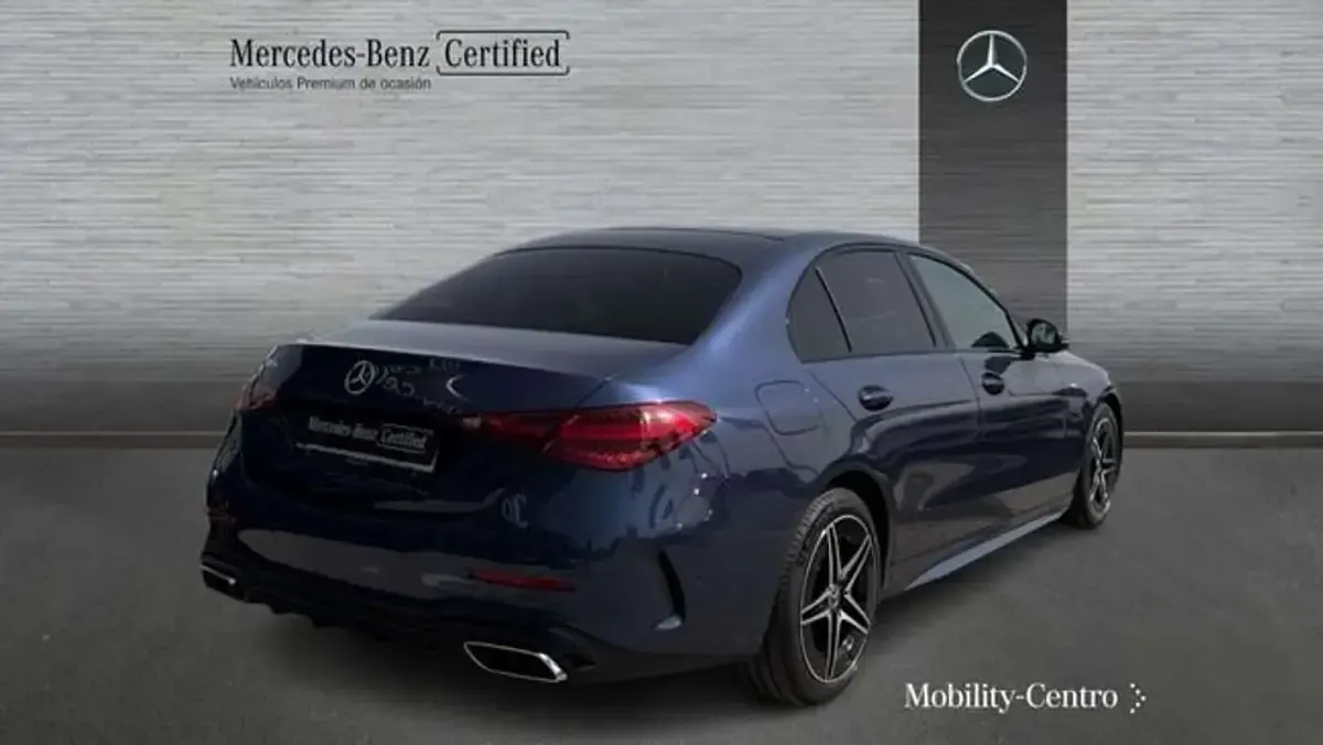 Usado Mercedes C300e 204 CV (150 kW) 2025 Azul Berlina