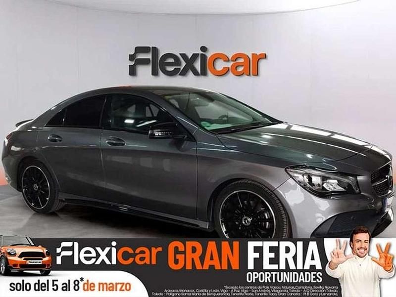 Usado Mercedes CLA200 156 CV (114 kW) 2018 Gris Berlina
