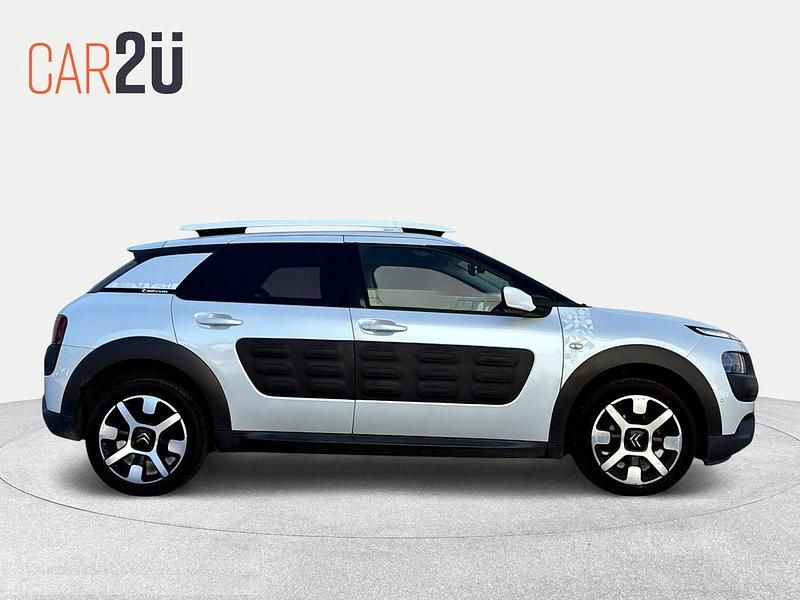Usado Citroën C4 Cactus Rip Curl 110 CV (80 kW) 2017 Blanco Utilitario