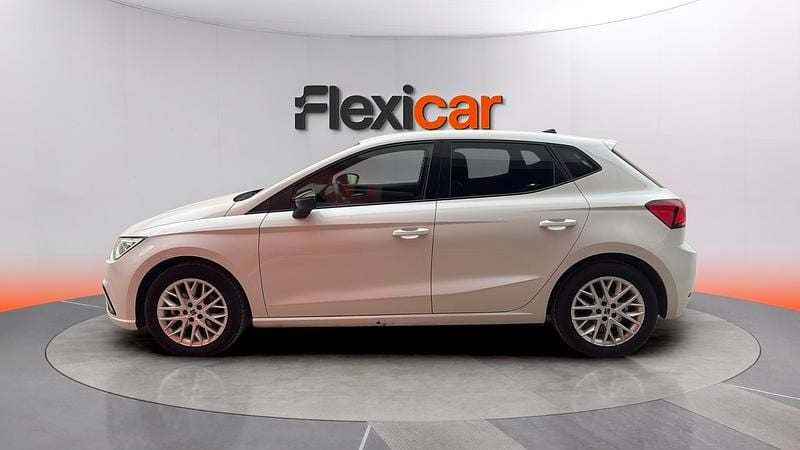 Usado Seat Ibiza FR 116 CV (85 kW) 2024 Blanco Utilitario