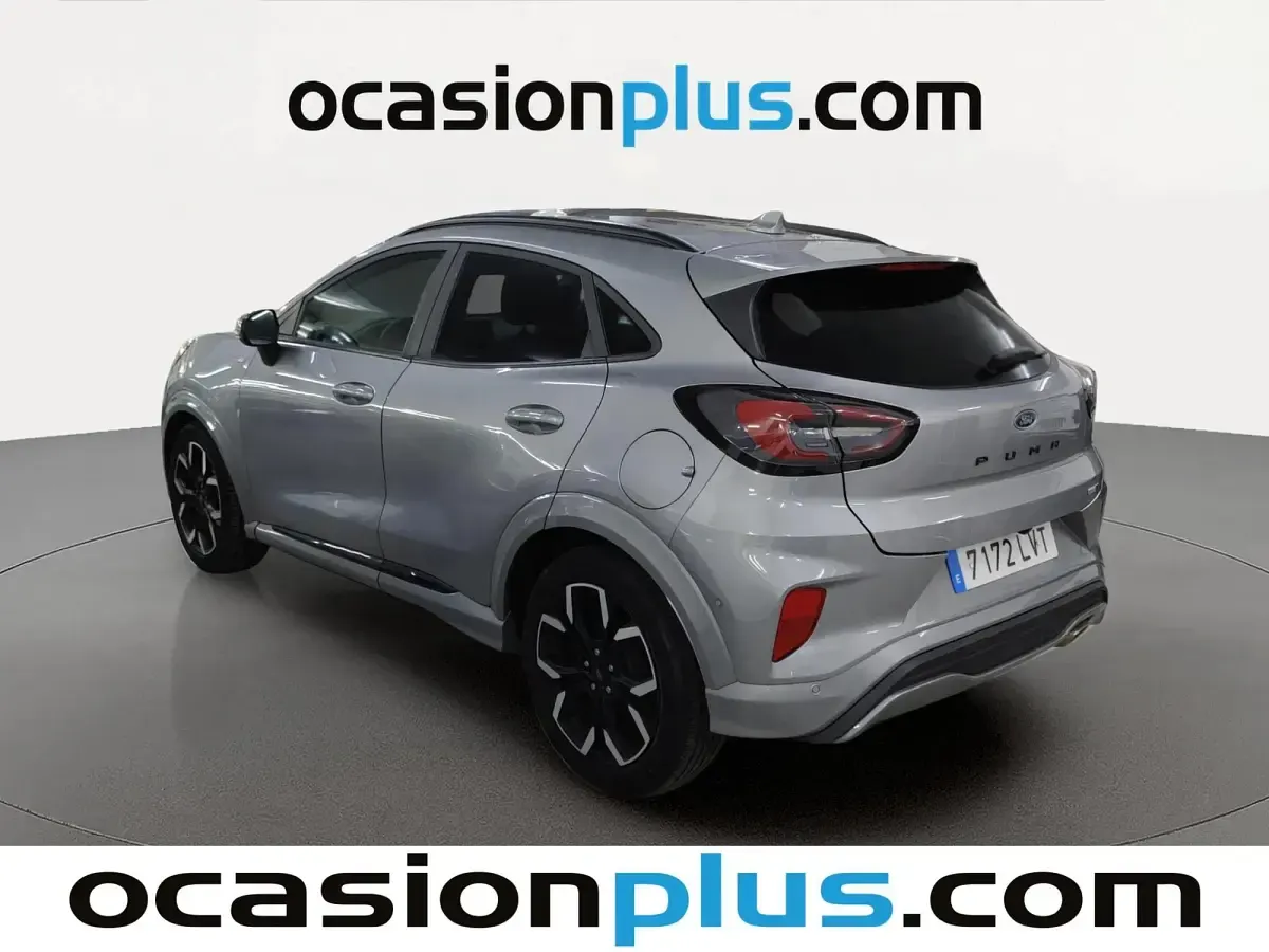 Usado Ford Puma ST-Line X 125 CV (91 kW) 2021 Gris plata SUV