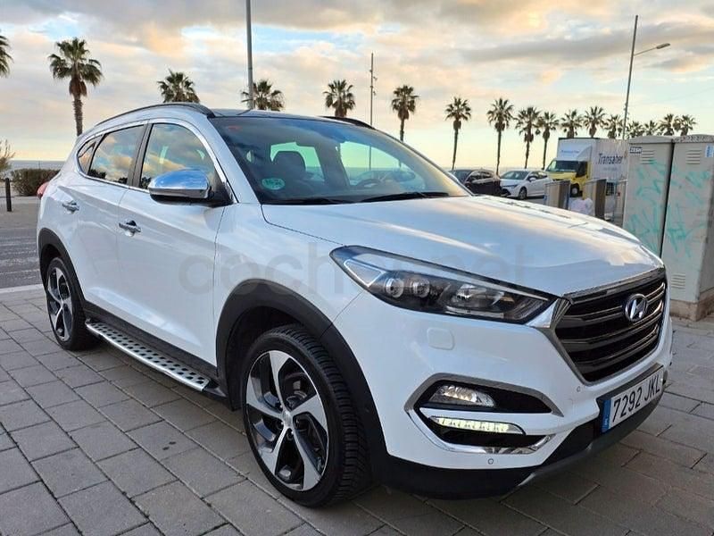 Usado Hyundai Tucson Style 184 CV (135 kW) 2016 Blanco SUV