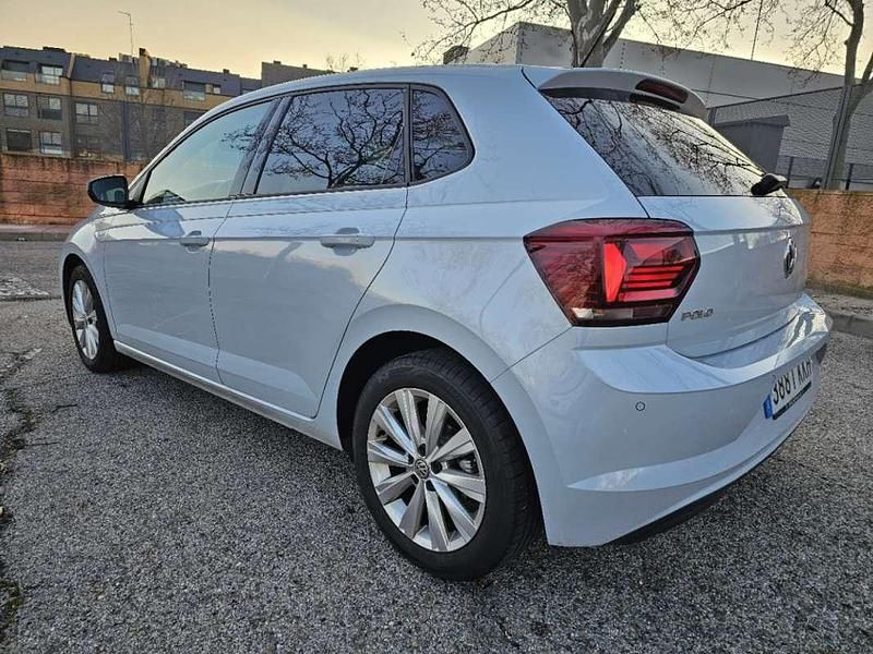 Usado VW Polo Sportline 116 CV (85 kW) 2018 Gris Utilitario