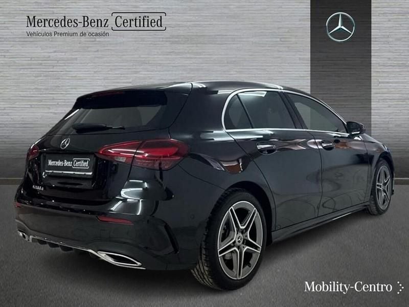 Usado Mercedes A200 AMG line 150 CV (110 kW) 2024 Negro noche Utilitario