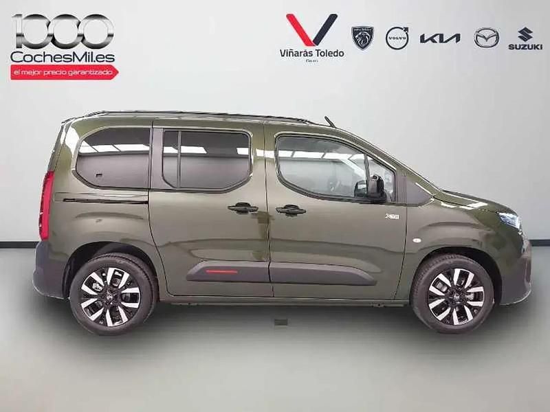 Nuevo Citroën Berlingo 130 CV (95 kW) 2025 Verde Monovolumen