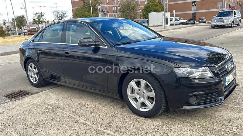 Negro Usado 2011 Audi A4 Berlina | 8499 € (Buen precio) - Imagen 1/4