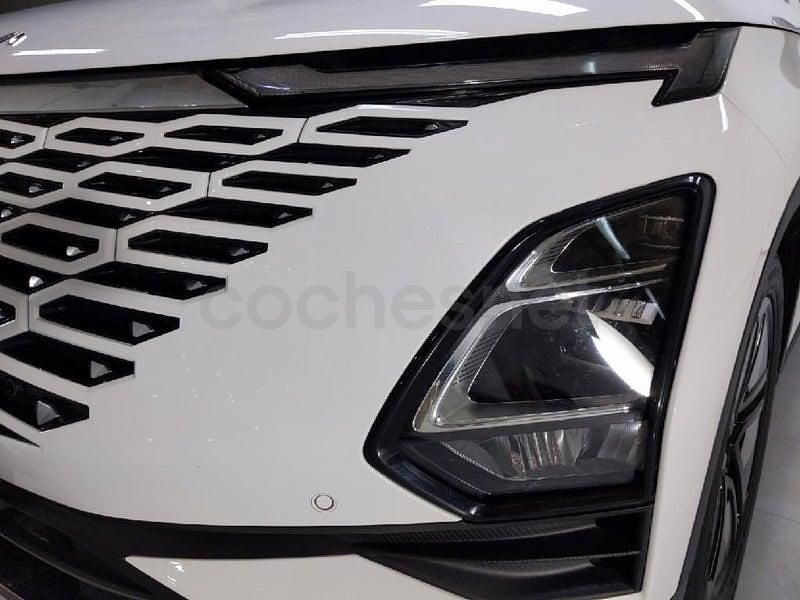 Usado Omoda 5 147 CV (108 kW) 2024 Blanco SUV
