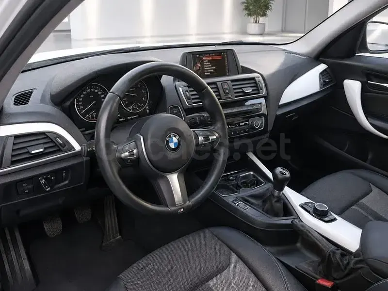 Usado BMW 118 150 CV (110 kW) 2016 Blanco Utilitario