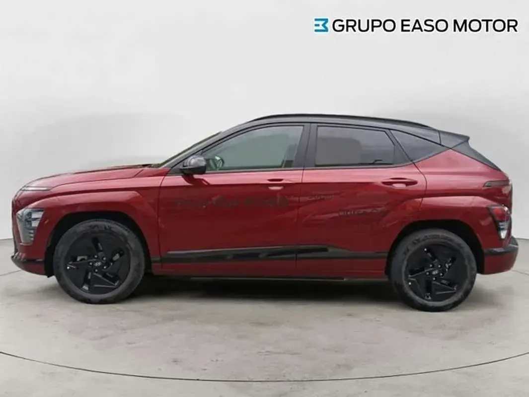 Usado Hyundai Kona Blackline 150 kW (204 CV) 2025 Rojo SUV