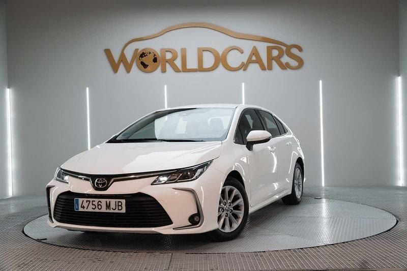Usado Toyota Corolla Active 122 CV (89 kW) 2022 Blanco Berlina