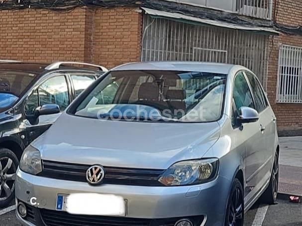 Usado VW Golf Plus Cross Advance 105 CV (77 kW) 2010 Gris / plata Monovolumen