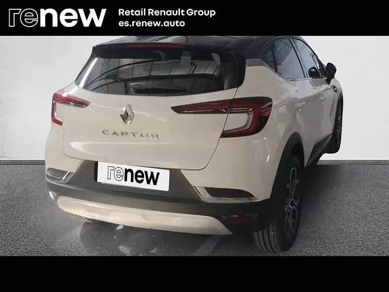 Usado Renault Captur 140 CV (102 kW) 2022 Blanco SUV