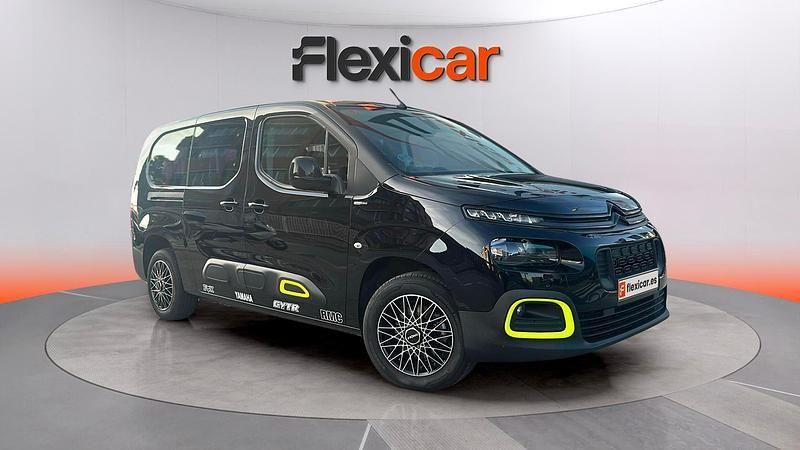 Usado Citroën Berlingo Feel 102 CV (75 kW) 2021 Negro Monovolumen