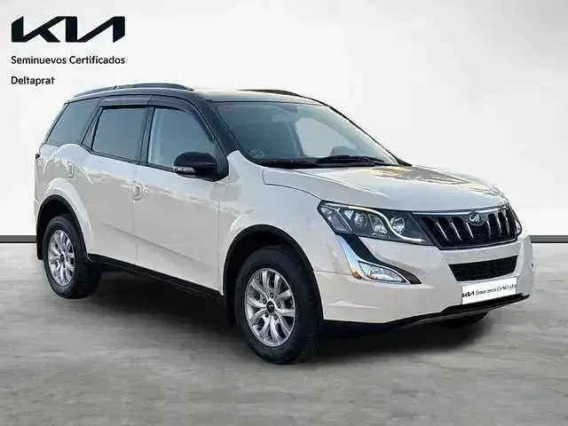 Usado Mahindra XUV500 140 CV (102 kW) 2017 Blanco SUV
