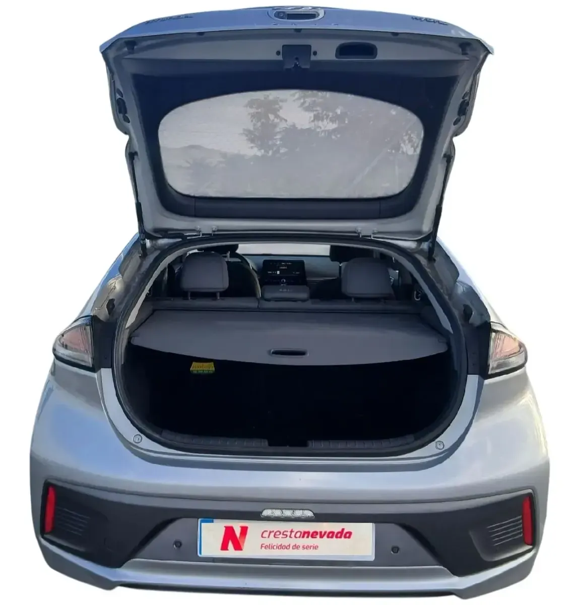 Usado Hyundai Ioniq 140 CV (102 kW) 2022 Gris Utilitario