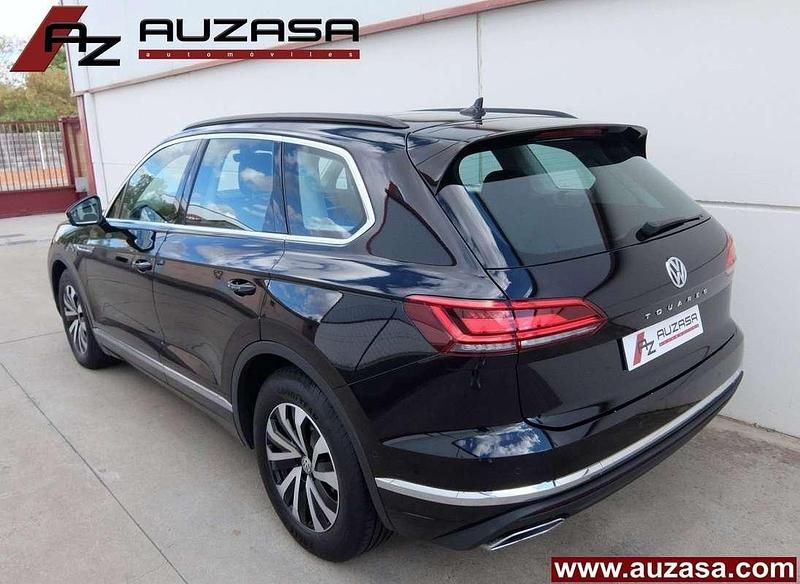Usado VW Touareg Pure 231 CV (169 kW) 2020 Negro SUV