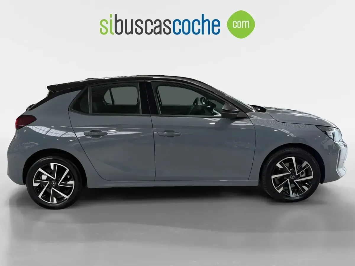 Usado Opel Corsa 100 CV (73 kW) 2023 Gris/plata Utilitario