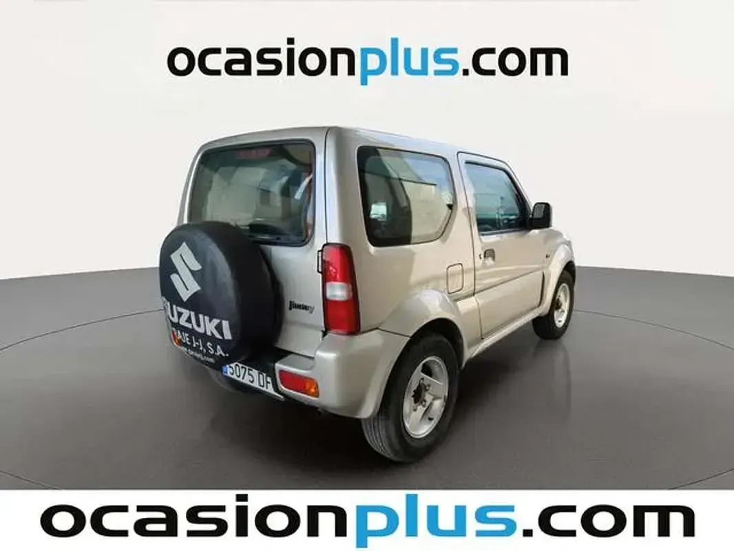 Usado Suzuki Jimny 82 CV (60 kW) 2005 Plateado SUV