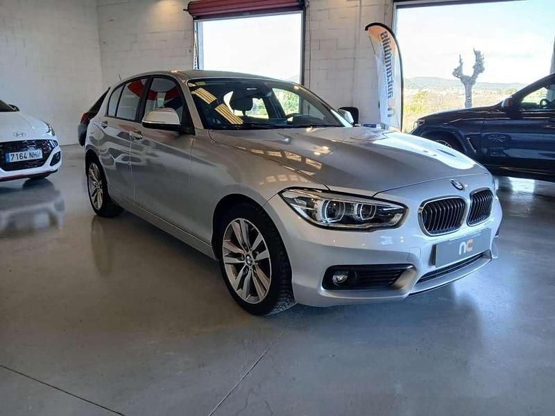 Usado BMW 118 136 CV (100 kW) 2018 Plateado Utilitario