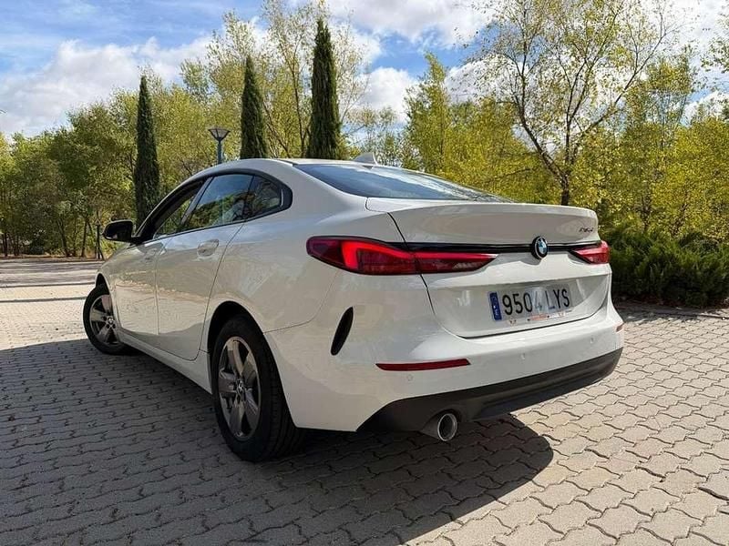 Usado BMW 216 Gran Tourer 116 CV (85 kW) 2022 Blanco Monovolumen
