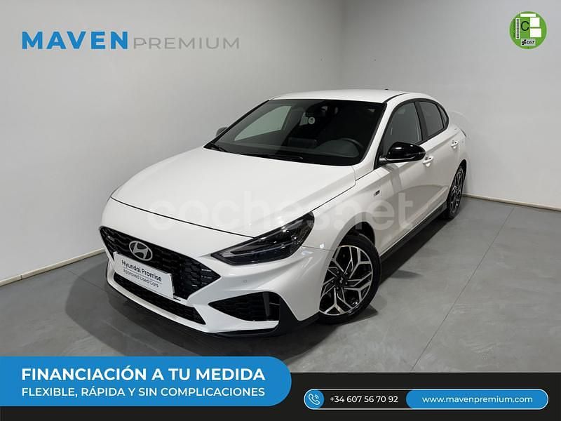 Blanco Usado 2024 Hyundai i30 N Line Berlina | 23.900 € (Caro) - Imagen 1/4