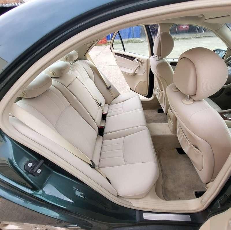 Usado Mercedes C320 Elegance 224 CV (164 kW) 2007 Verde Berlina