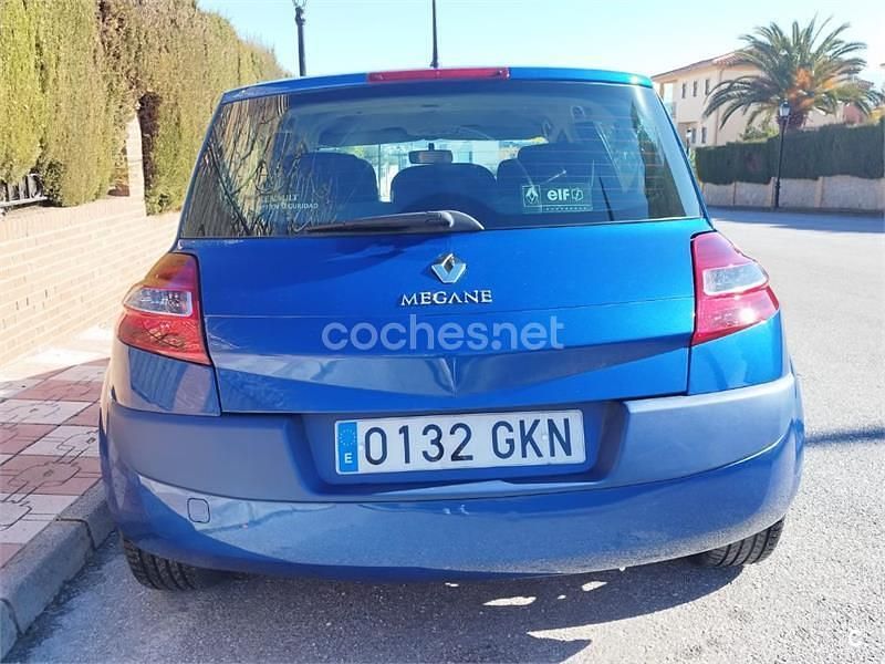 Usado Renault Mégane 105 CV (77 kW) 2009 Azul Berlina