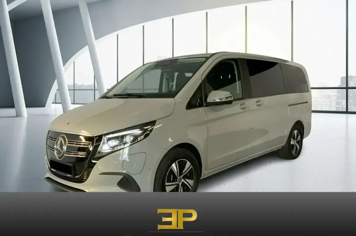Usado Mercedes EQV300 150 kW (204 CV) 2024 Gris Van