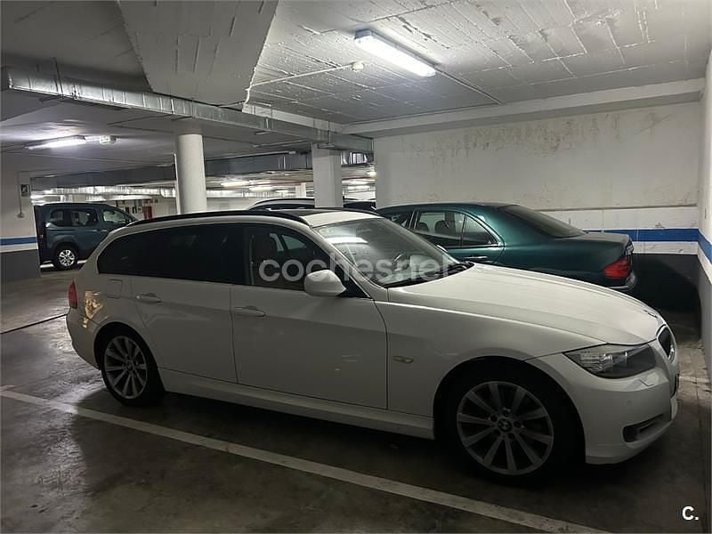 Usado BMW 318 143 CV (105 kW) 2012 Blanco Familiar