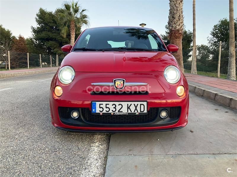 Usado Abarth 500 135 CV (99 kW) 2011 Rojo Berlina