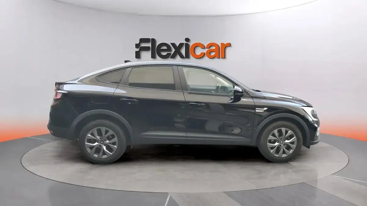 Usado Renault Arkana Evolution 145 CV (106 kW) 2024 Negro SUV
