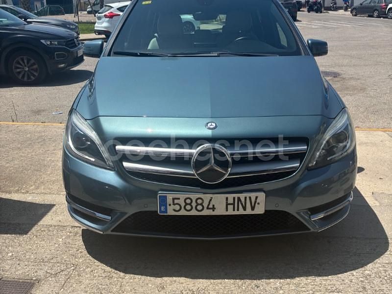 Azul Usado 2012 Mercedes B180 Monovolumen | 9400 € (Un poco caro) - Imagen 1/4